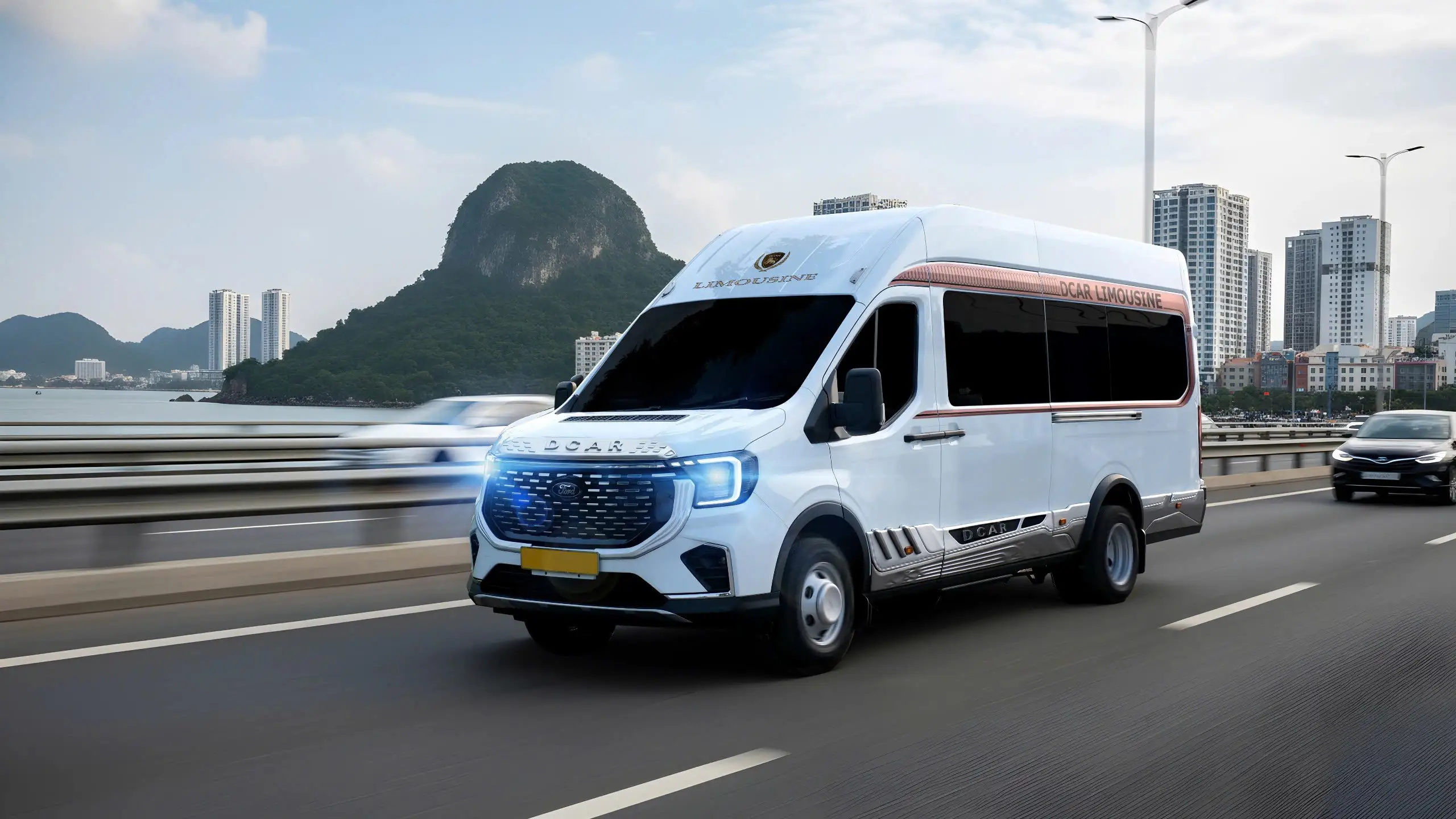 Hyundai Solati Limousine 12 Chỗ