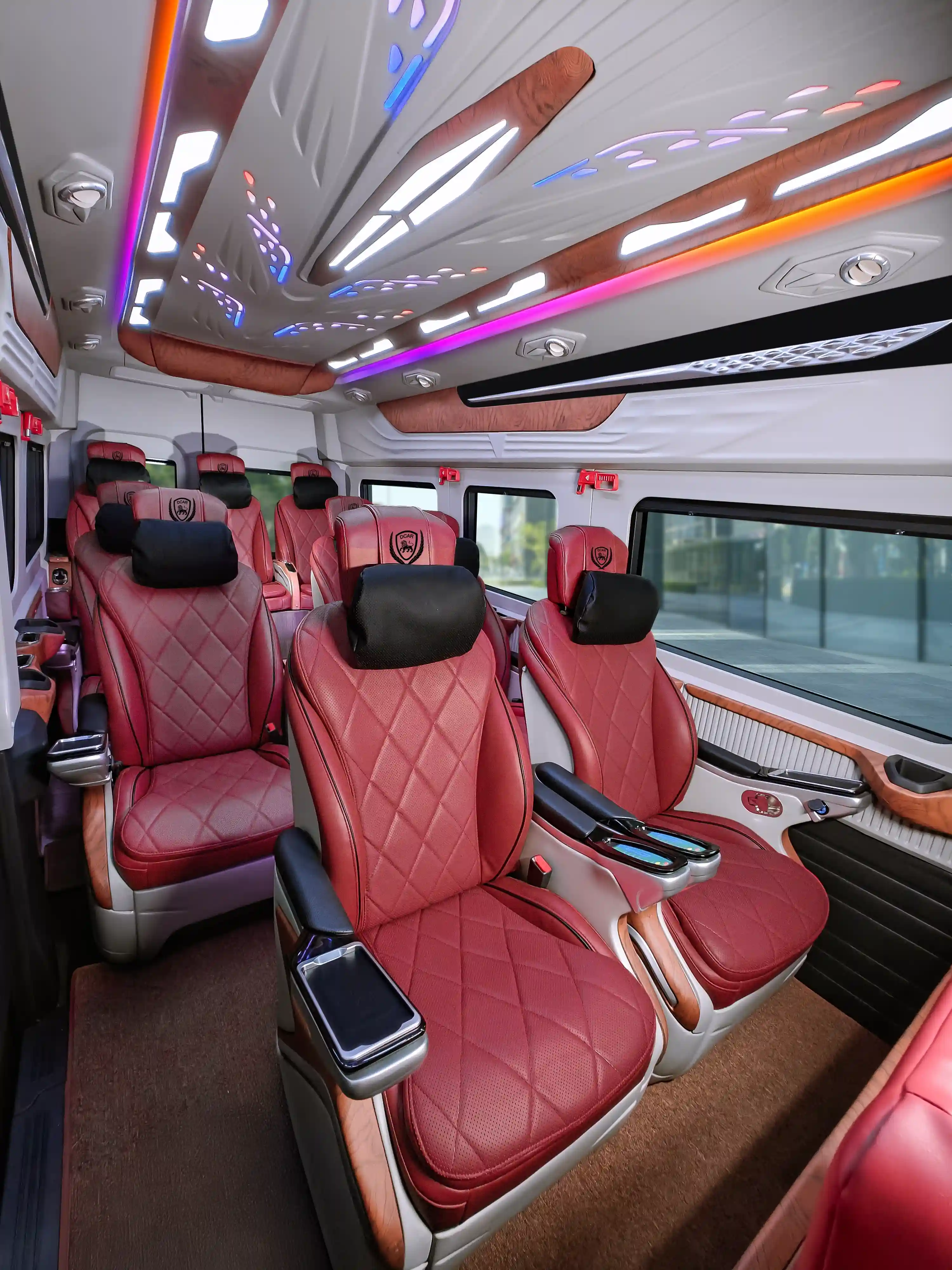 bang-gia-xe-limousine-dcar-chinh-hang-3