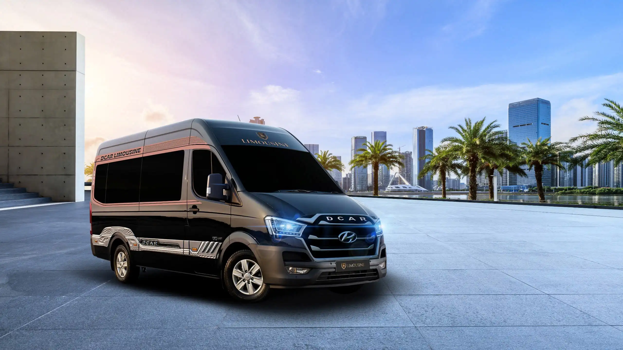 Xe 12 Chỗ DCar Limousine – Lựa Chọn Số 1 Cho Doanh Nghiệp