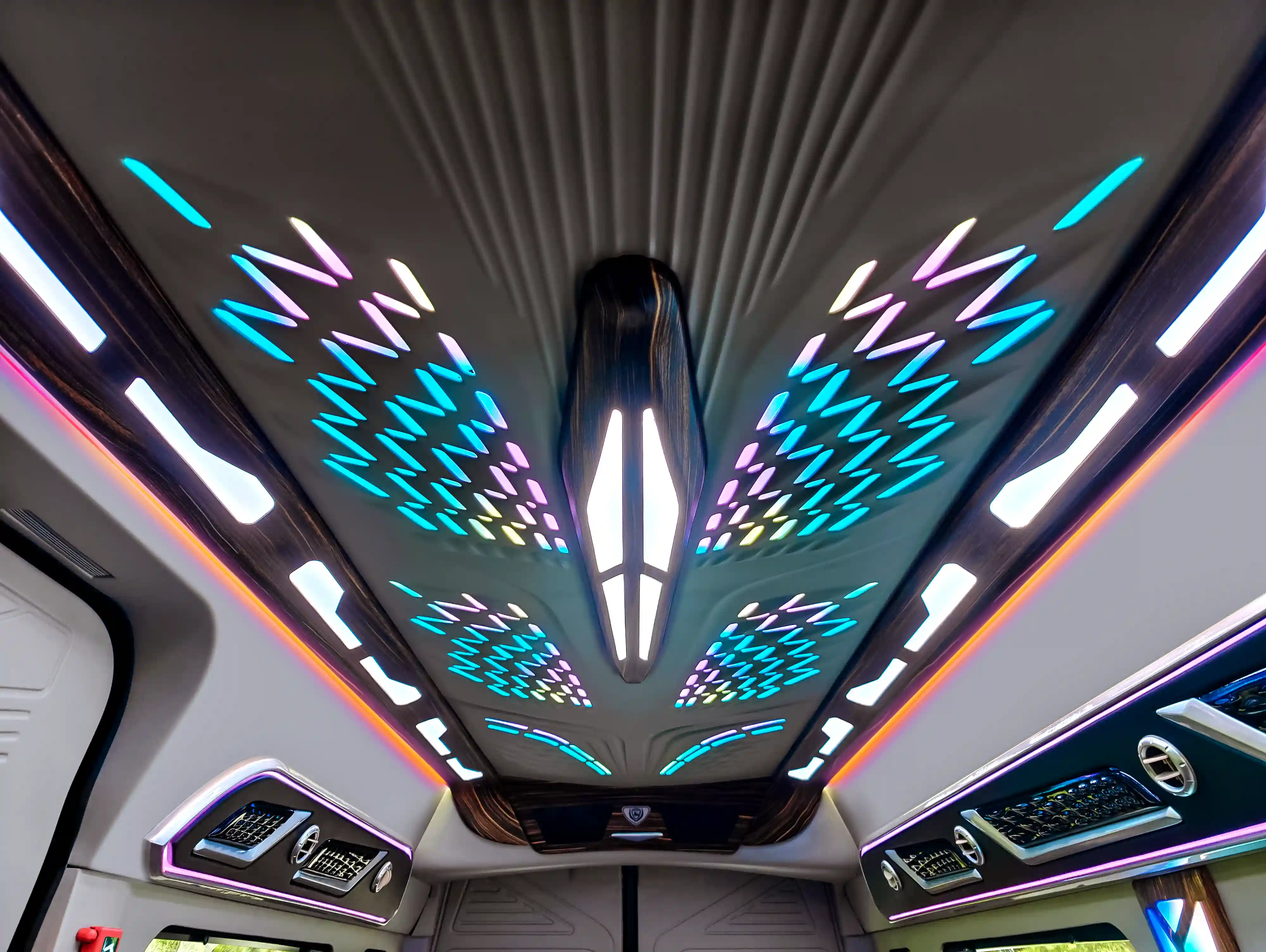 xe-limousine-10-cho-4-4