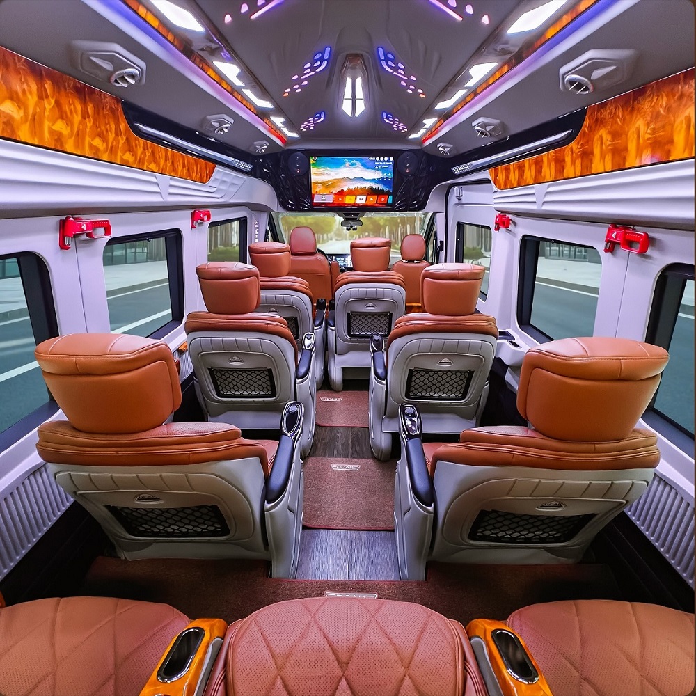 xe-limousine-12-cho-chinh-hang-1