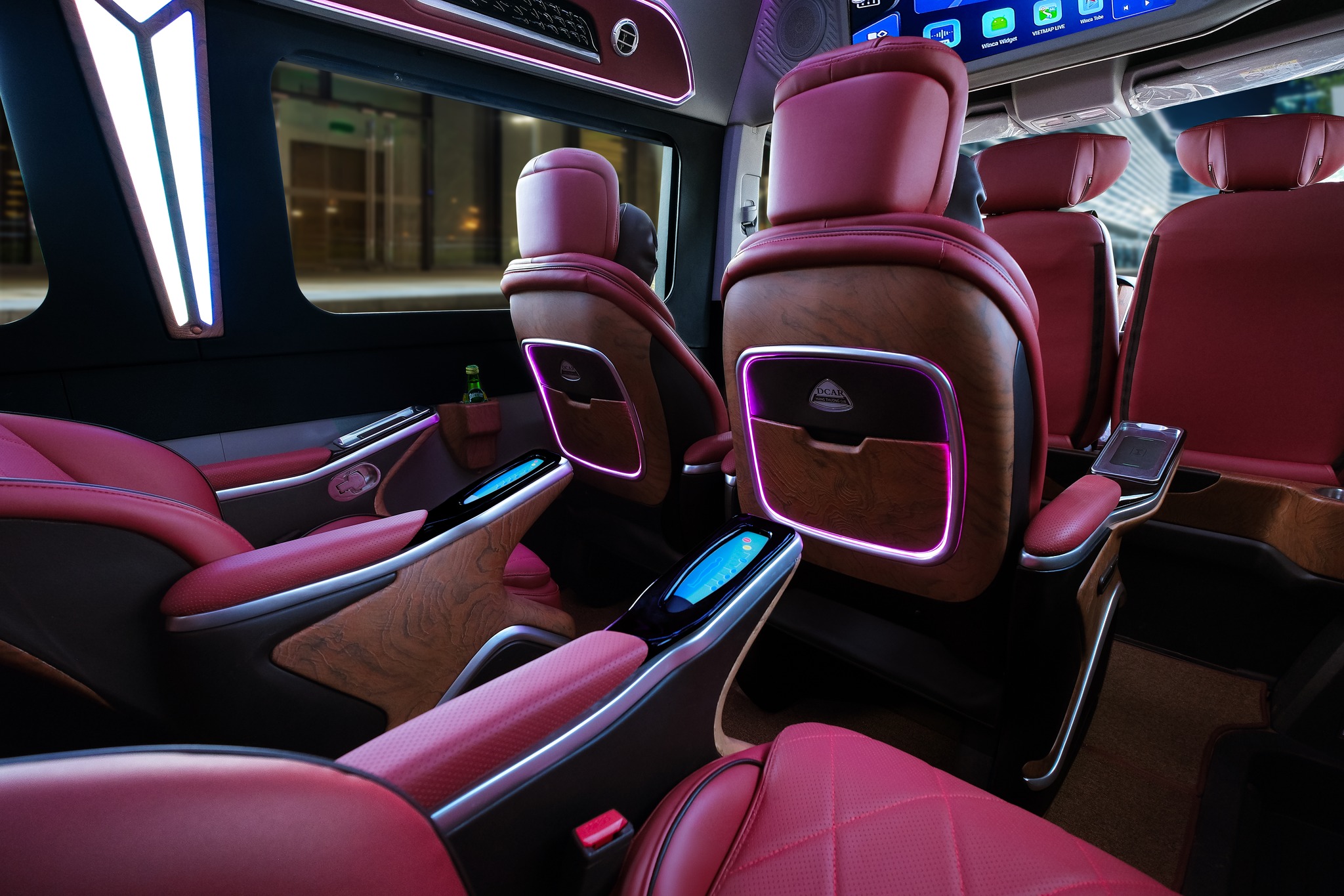 xe-limousine-12-cho-chinh-hang-8